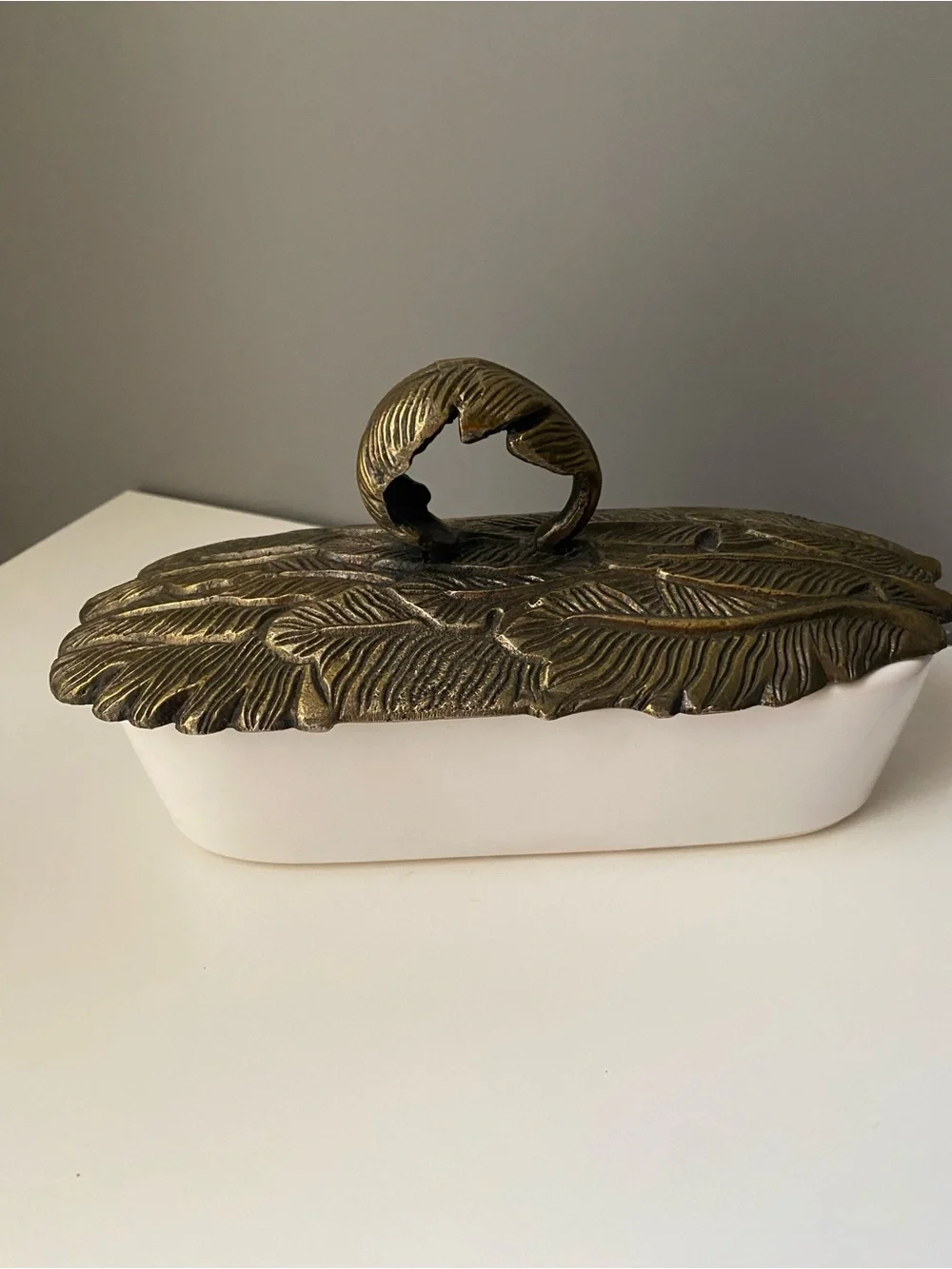 ANTHROPOLOGIE BUTTER DISH METAL LID WITH FEATHERS 🪶